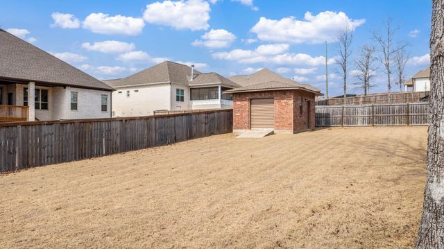 9933 Laurel Oak, Sherwood, AR 72120