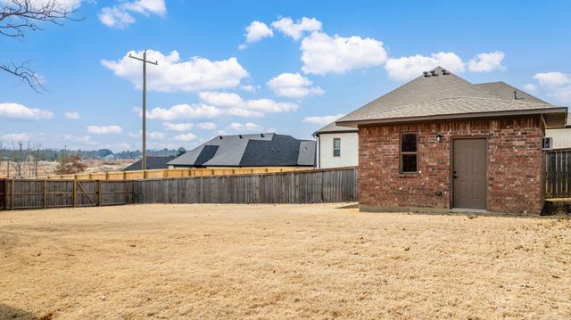 9933 Laurel Oak, Sherwood, AR 72120