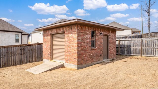 9933 Laurel Oak, Sherwood, AR 72120