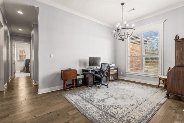 9933 Laurel Oak, Sherwood, AR 72120