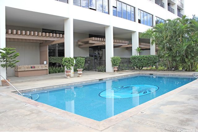 1630 Liholiho Street 1905, Honolulu, HI 96822