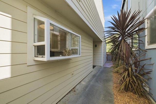 495 Ebken Street, Pacifica, CA 94044