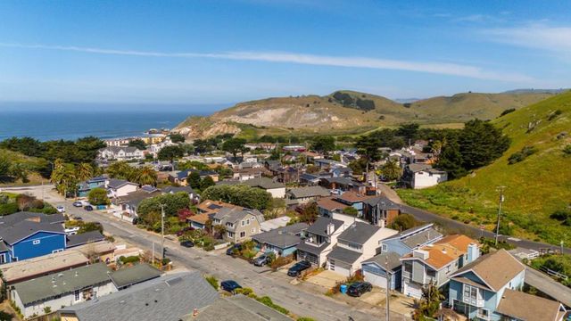 495 Ebken Street, Pacifica, CA 94044
