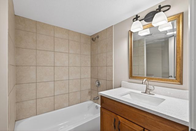 2850 119th Avenue NW, Coon Rapids, MN 55433