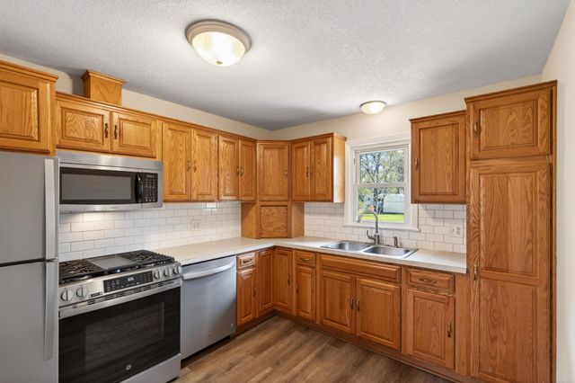 2850 119th Avenue NW, Coon Rapids, MN 55433