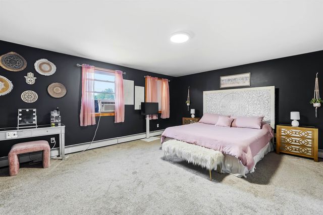 22 Colonial Drive, Salem, NH 03079