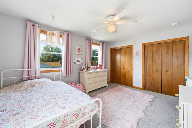 22 Colonial Drive, Salem, NH 03079
