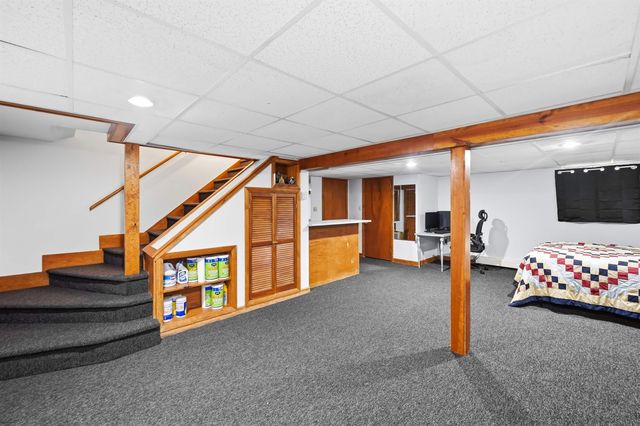 22 Colonial Drive, Salem, NH 03079