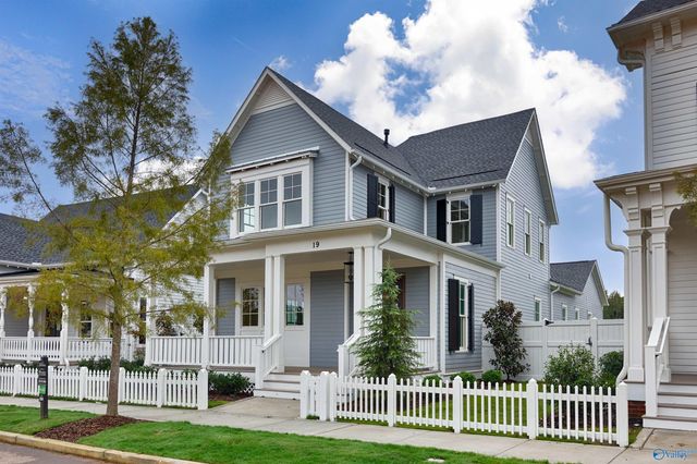 19 Angell Street NW, Huntsville, AL 35806