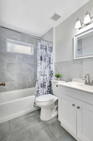 328 Hammocks Trail, Greenacres, FL 33413