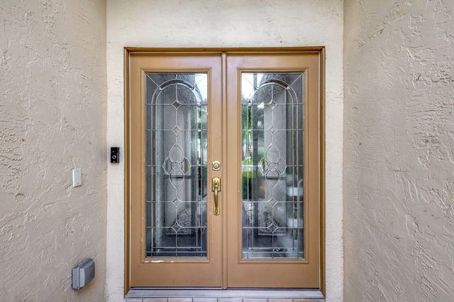 328 Hammocks Trail, Greenacres, FL 33413