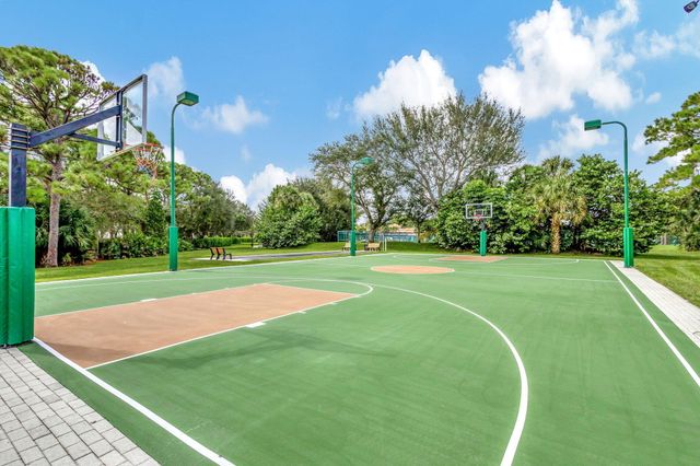 328 Hammocks Trail, Greenacres, FL 33413