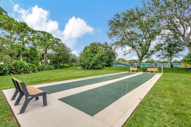 328 Hammocks Trail, Greenacres, FL 33413