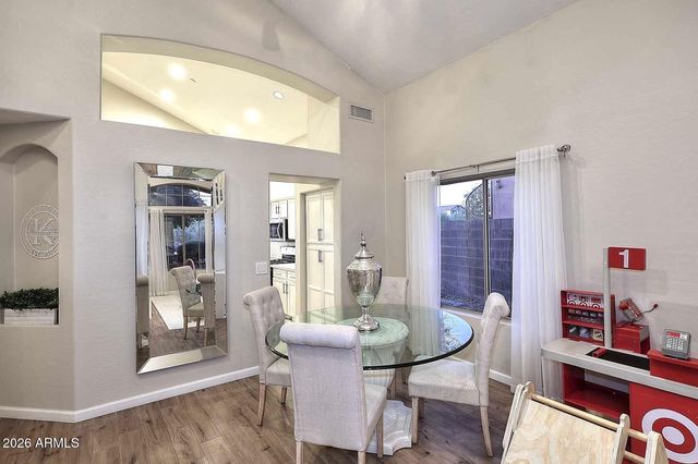 10382 E HILLERY Drive, Scottsdale, AZ 85255