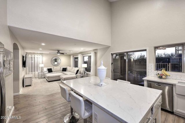 10382 E HILLERY Drive, Scottsdale, AZ 85255