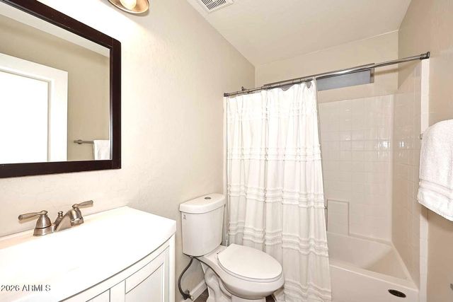 10382 E HILLERY Drive, Scottsdale, AZ 85255