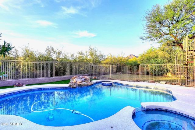 10382 E HILLERY Drive, Scottsdale, AZ 85255