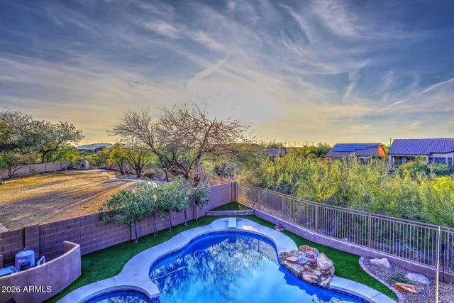 10382 E HILLERY Drive, Scottsdale, AZ 85255