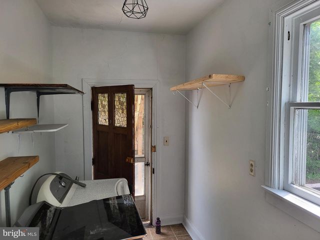 446 E QUEEN ST, Chambersburg, PA 17201