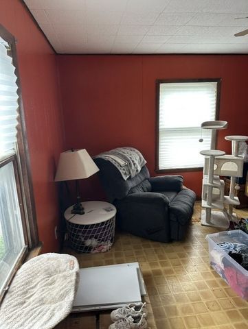 308 Phillips St, New Castle, PA 16101