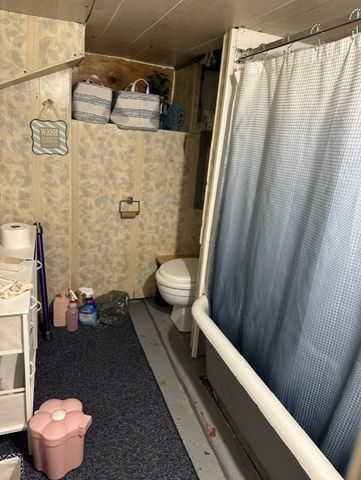 308 Phillips St, New Castle, PA 16101