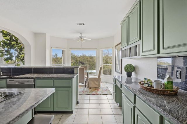 1015 Sunset Canyon DR N, Dripping Springs, TX 78620