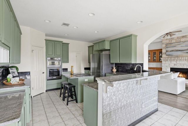 1015 Sunset Canyon DR N, Dripping Springs, TX 78620