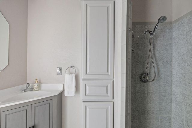 1015 Sunset Canyon DR N, Dripping Springs, TX 78620