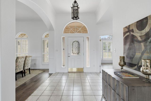 1015 Sunset Canyon DR N, Dripping Springs, TX 78620