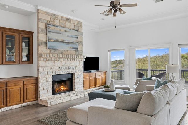 1015 Sunset Canyon DR N, Dripping Springs, TX 78620