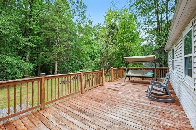 802 Stowe Drive, Lowell, NC 28098