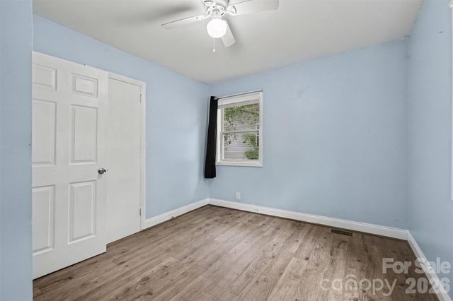 802 Stowe Drive, Lowell, NC 28098