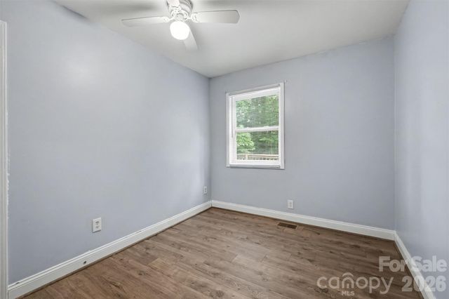 802 Stowe Drive, Lowell, NC 28098