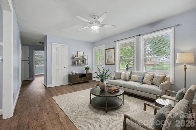 802 Stowe Drive, Lowell, NC 28098