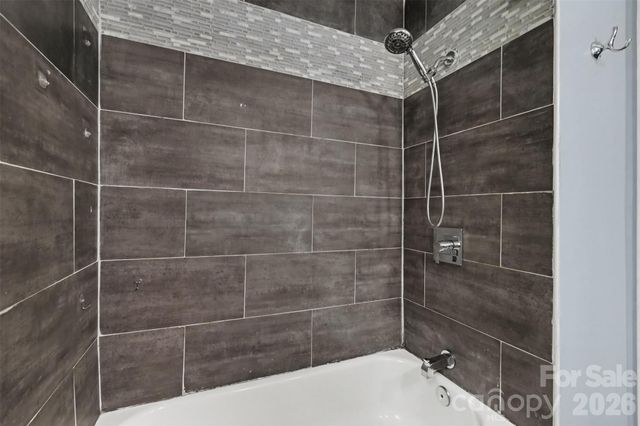802 Stowe Drive, Lowell, NC 28098