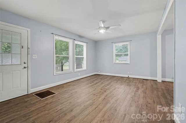 802 Stowe Drive, Lowell, NC 28098