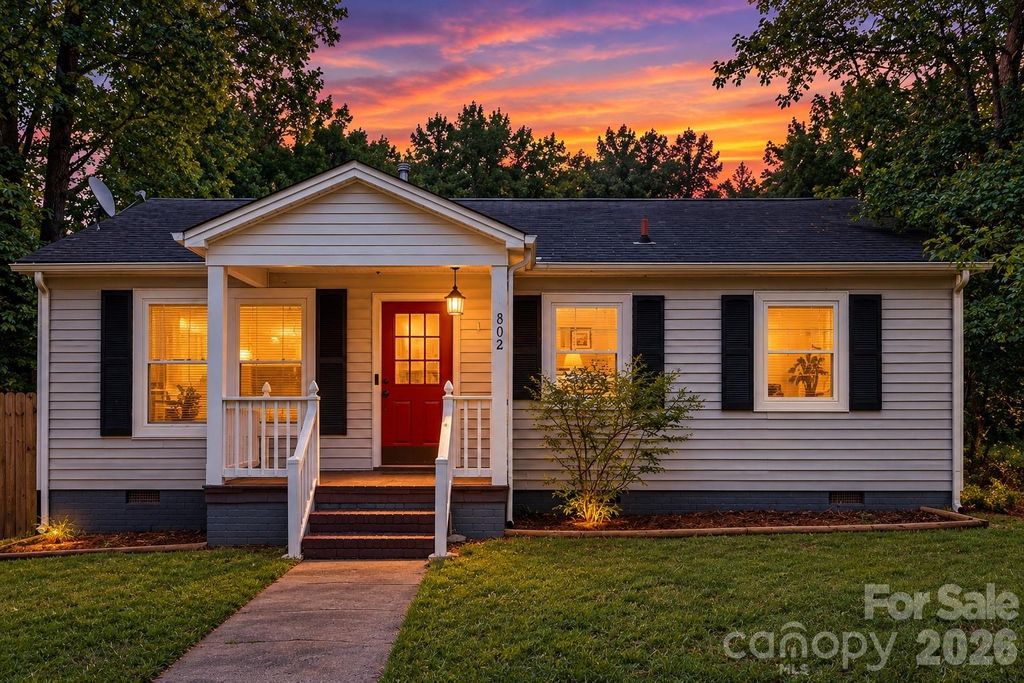 802 Stowe Drive, Lowell, NC 28098