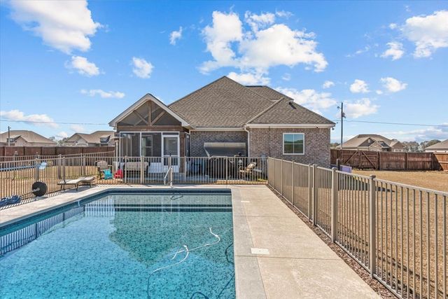 243 Sandbed, Newton, AL 36352