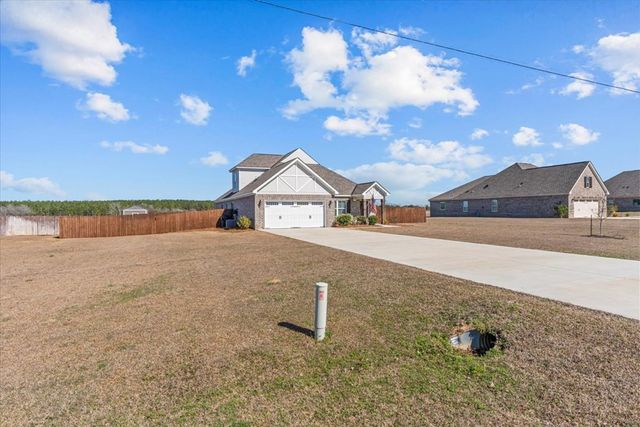 243 Sandbed, Newton, AL 36352