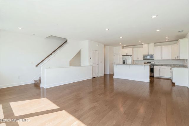 37 Midway Road N, Tinton Falls, NJ 07724