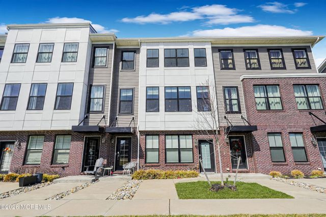 37 Midway Road N, Tinton Falls, NJ 07724