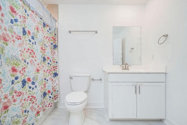 37 Midway Road N, Tinton Falls, NJ 07724