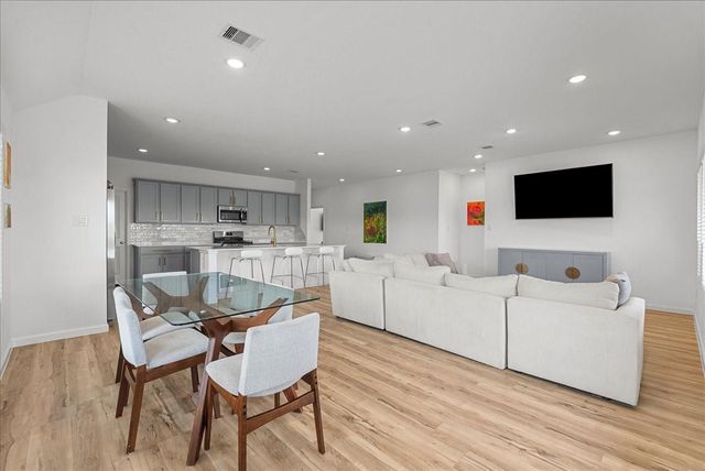 2018 Penwern Alley Lane, League City, TX 77573