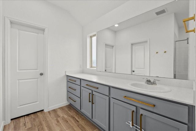 2018 Penwern Alley Lane, League City, TX 77573