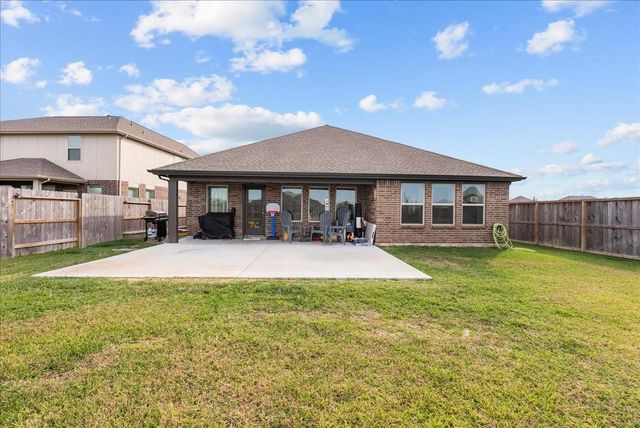 2018 Penwern Alley Lane, League City, TX 77573