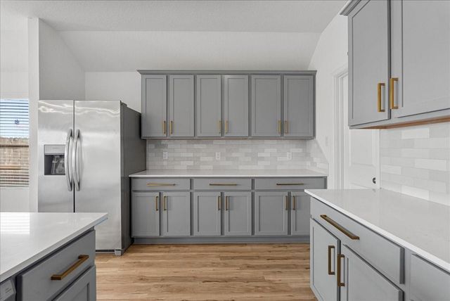 2018 Penwern Alley Lane, League City, TX 77573