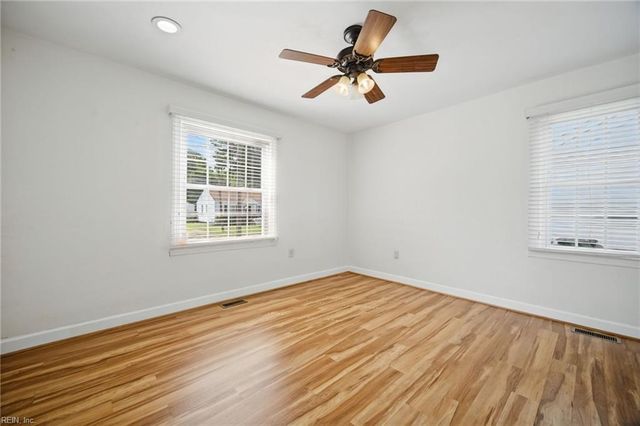 53 Greeneland BLVD, Portsmouth, VA 23701