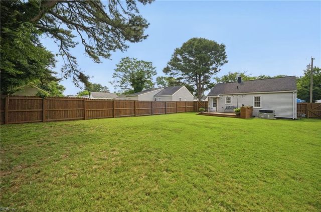 53 Greeneland BLVD, Portsmouth, VA 23701