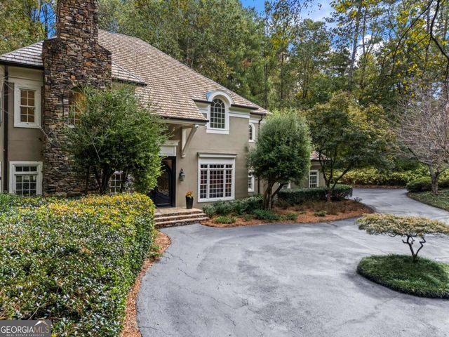 1235 W Garmon Road NW, Sandy Springs, GA 30327