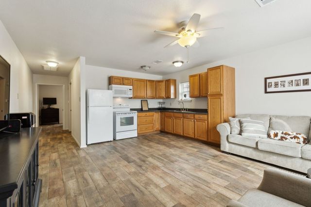 5670 Fm 1571, Lone Oak, TX 75453